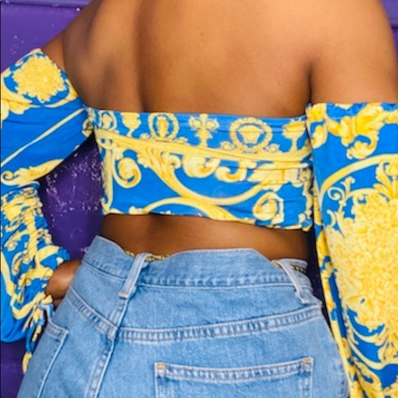 Handmade blue and yellow print crop top size medium - Picture 4 of 5